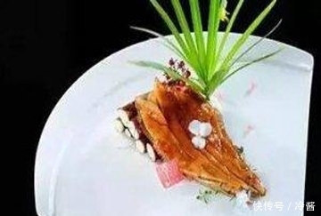  龙虾|美食推荐：桃源口味鸡、酱焖龙虾、一品流香鱼制作方法