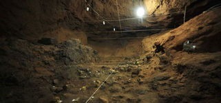 墨西哥!墨西哥发现两条龙,距今已有3000余年,印第安人真是殷商遗民