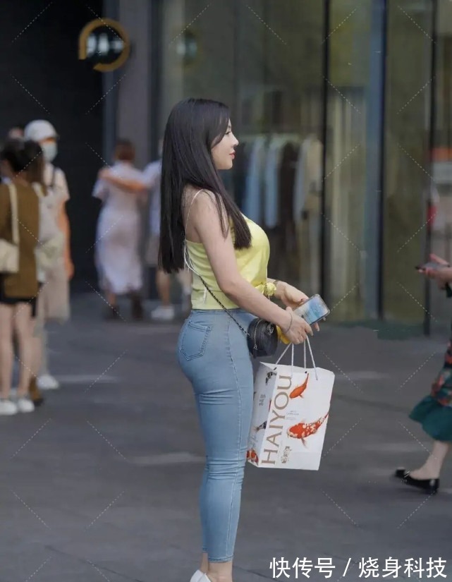 大象 穿牛仔裤也要有分寸,“大象腿”强行冒险,结果往往背道而驰!