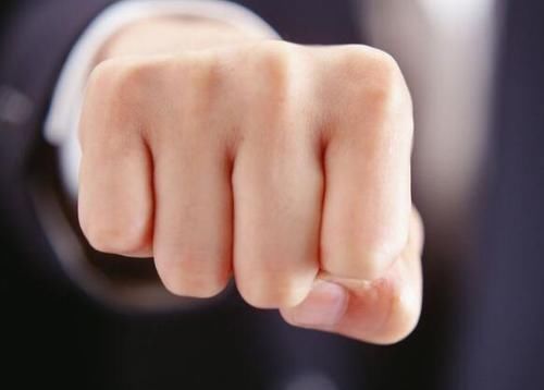 五指|身体好不好,握拳30秒就能知道?一起来看看,你的身体是否健康!