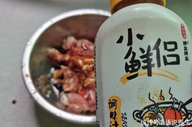 这菜是天然“碱性食物”,常吃嘴巴不臭,头发乌黑,皮肤也变嫩了