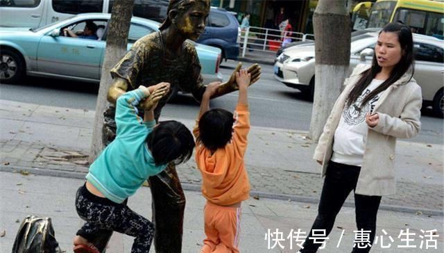 边界感|孩子闯祸弄坏亲戚手办,奶奶白眼就几个塑料玩具至于吗