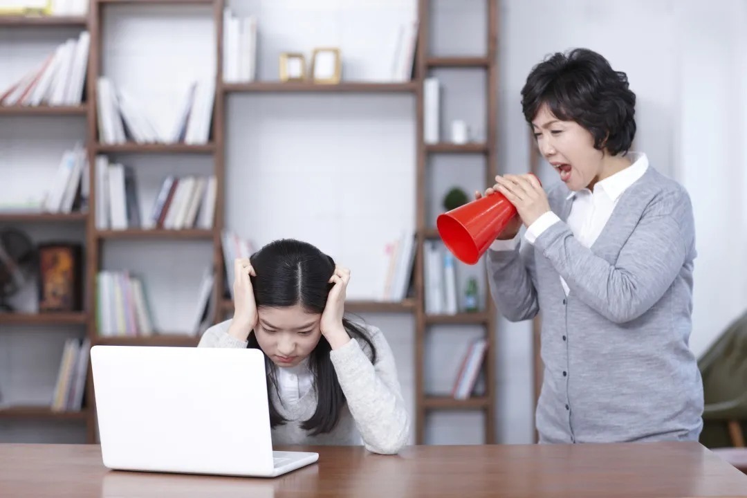 陶红|wenno:6岁男孩吞哨子,瞒了20年后肺部…不敢和父母说,是最危险的育儿信号