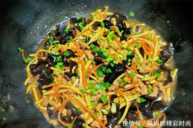 甜润|冬后,抓紧吃这碱性菜,甜润脆爽低脂饱腹,3元一斤,比莲藕好吃