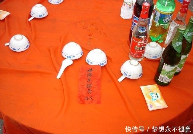 难得一见的乡村酒席,场面震撼