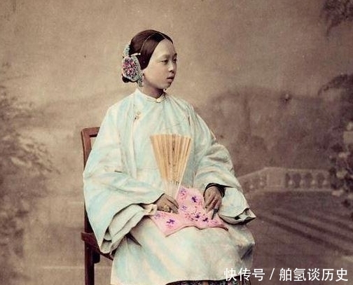 样子|珍贵晚清上色老照片：看看大清朝的百姓是什么样子，民生百态