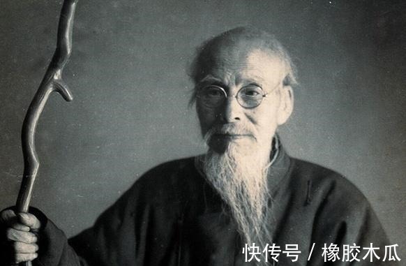 昆虫#齐白石画蝉感觉不过瘾,画了一只“残缺”的蜻蜓,没想到值9亿元!