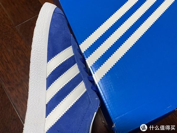 鞋盒 adidas三叶草GAZELLE经典复古休闲鞋