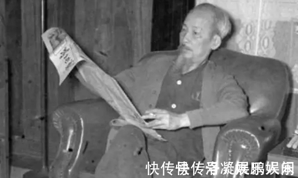 春联#胡志明上台后废除汉字,连春联也用字母写,唯独这个汉字没有改