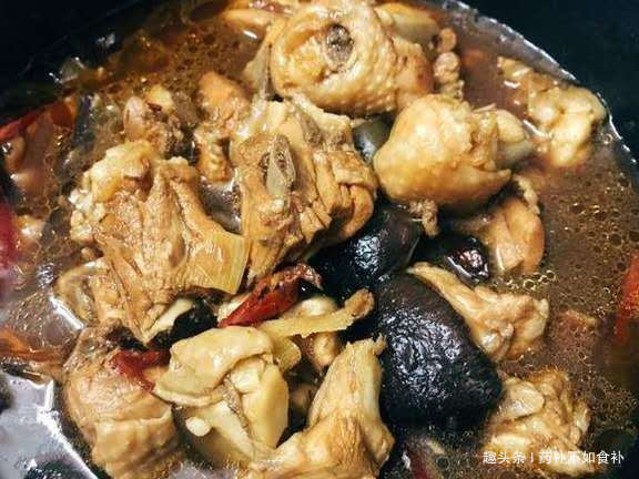 小鸡炖蘑菇|北方妈妈常给孩子吃的菜,补充营养,喷香下饭,增强抵抗力身体棒