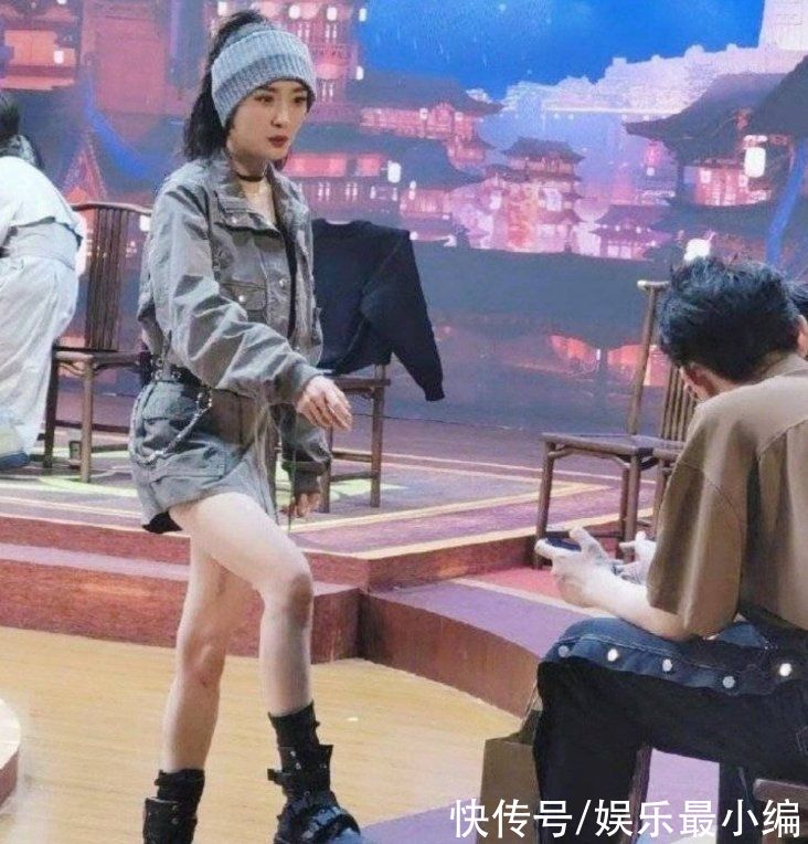 新路透|《你我皆王者》新路透！杨幂小贾祖儿打游戏，幂姐电竞少女装好绝