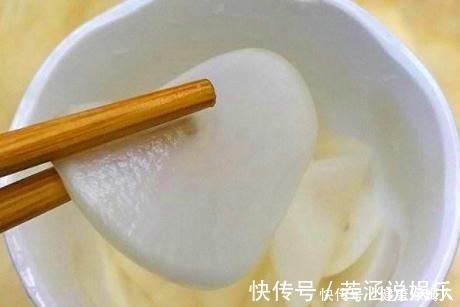 腌制|腌萝卜先放盐是不对的，教你1招技巧，萝卜脆爽更入味，吃着过瘾