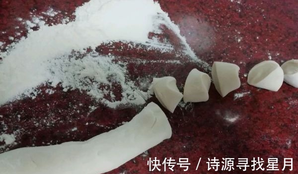 汤汁|糯米烧麦怎么做才好吃，和面和馅都有技巧，米粒吸满汤汁肉香四溢！