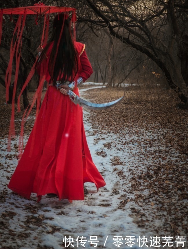 婚服|天官赐福Cos这个花城婚服绝了!网友是羡慕不来的身高和颜值