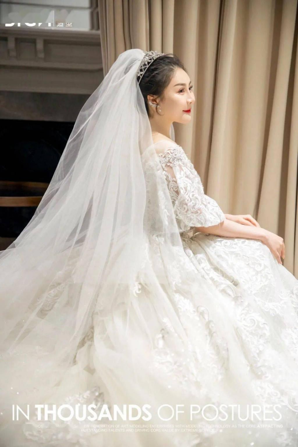 最新简约新娘造型白纱+中式，闪闪的仙女梦~