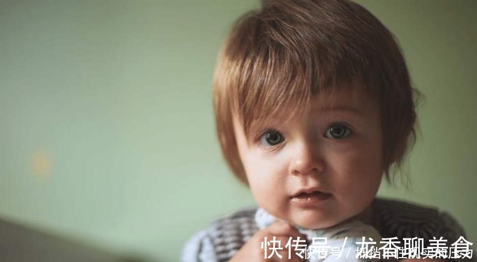 婴儿|当婴儿清醒时,父母就应该努力使婴儿愉快,尽量去满足他!