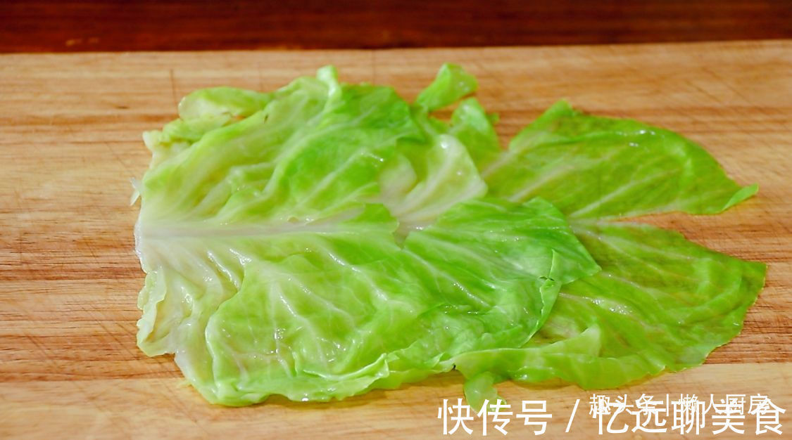 小段|夏天我家就爱这样吃包菜，1.5元一个包菜，人人都吃得起