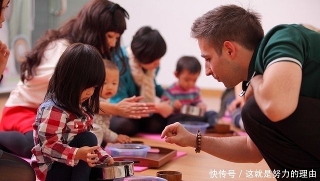 父母|孩子3岁前,出现这几种行为,是智力发育的表现,家长要下点功夫