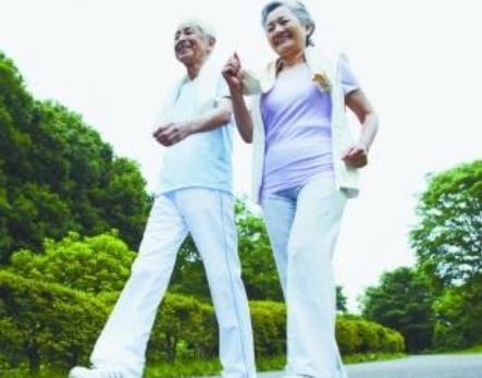 睡眠時間|45到60歲“養壽黃金期”，做到這4個懶，可能長壽悄悄靠近你