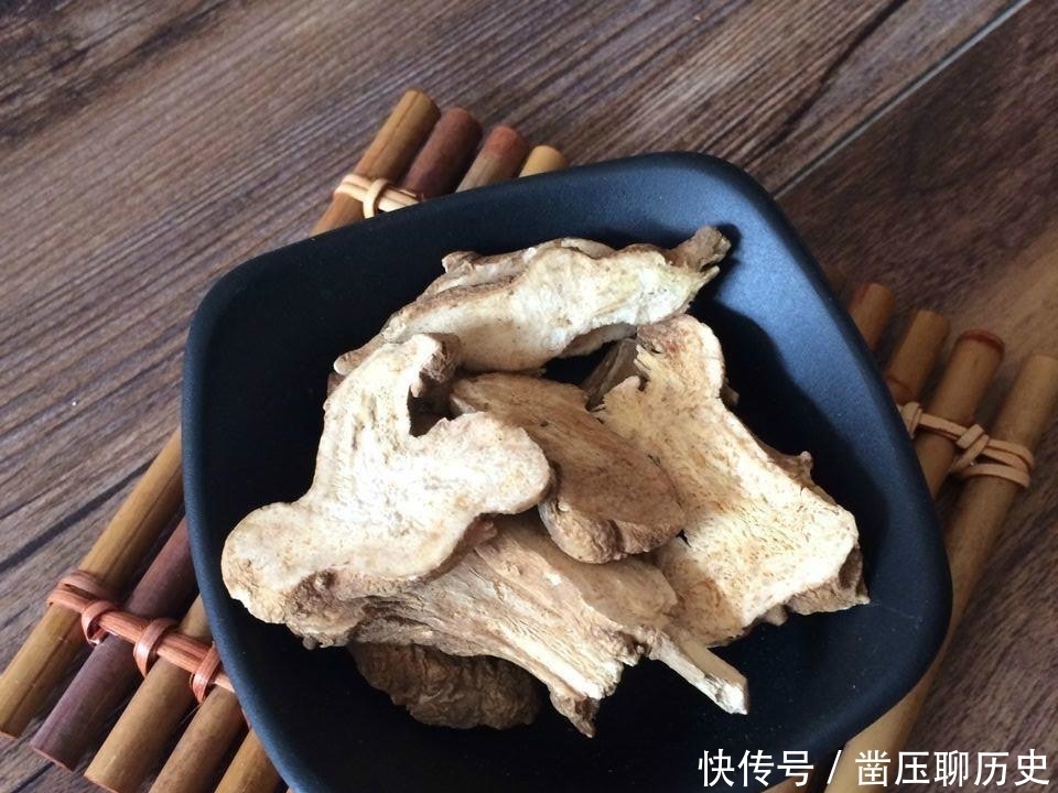 健脾|千古除湿“君子药”！除湿+补气，一尘不染，除一身病气，说与有缘人