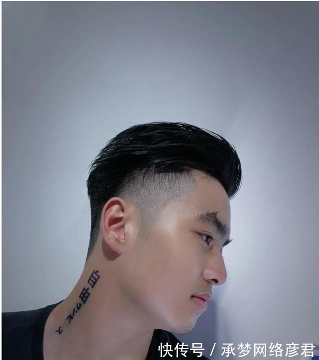 男士|为什么你的发型总是不够帅?看看这十几款,两侧铲短就是不一样