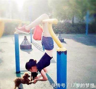 |搞笑奇葩图片：妹子，你这眼罩有些奇怪哦，是来地铁上搞笑的吧