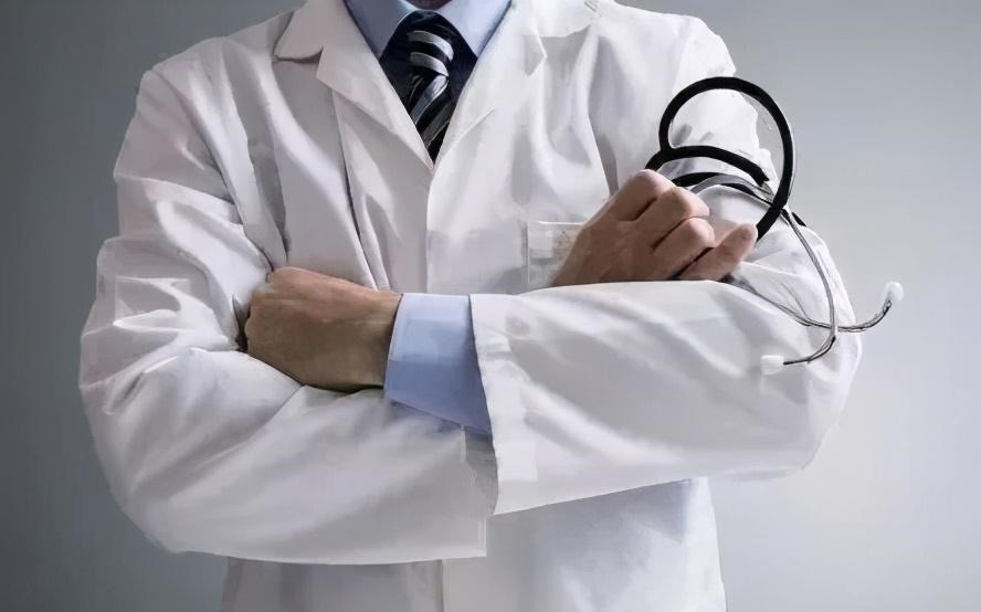 胃病|60岁男子,腹痛入院,查出胃癌,提醒这东西真不能总吃