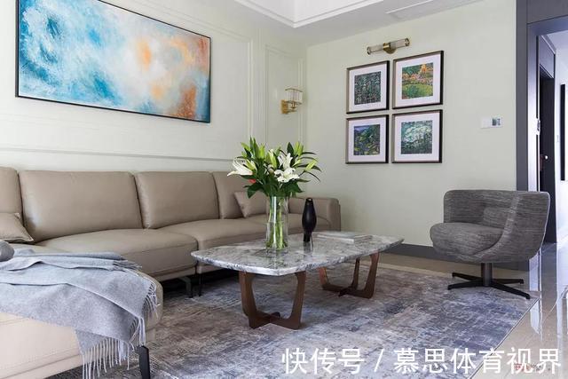 客厅|他家136平新房，家具优雅，客厅大方，背景墙富有品味！太迷人了
