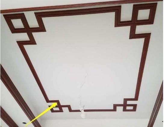 pvc|难怪包工头建议不装石膏线吊顶用上这好物，客厅高级美观还不贵