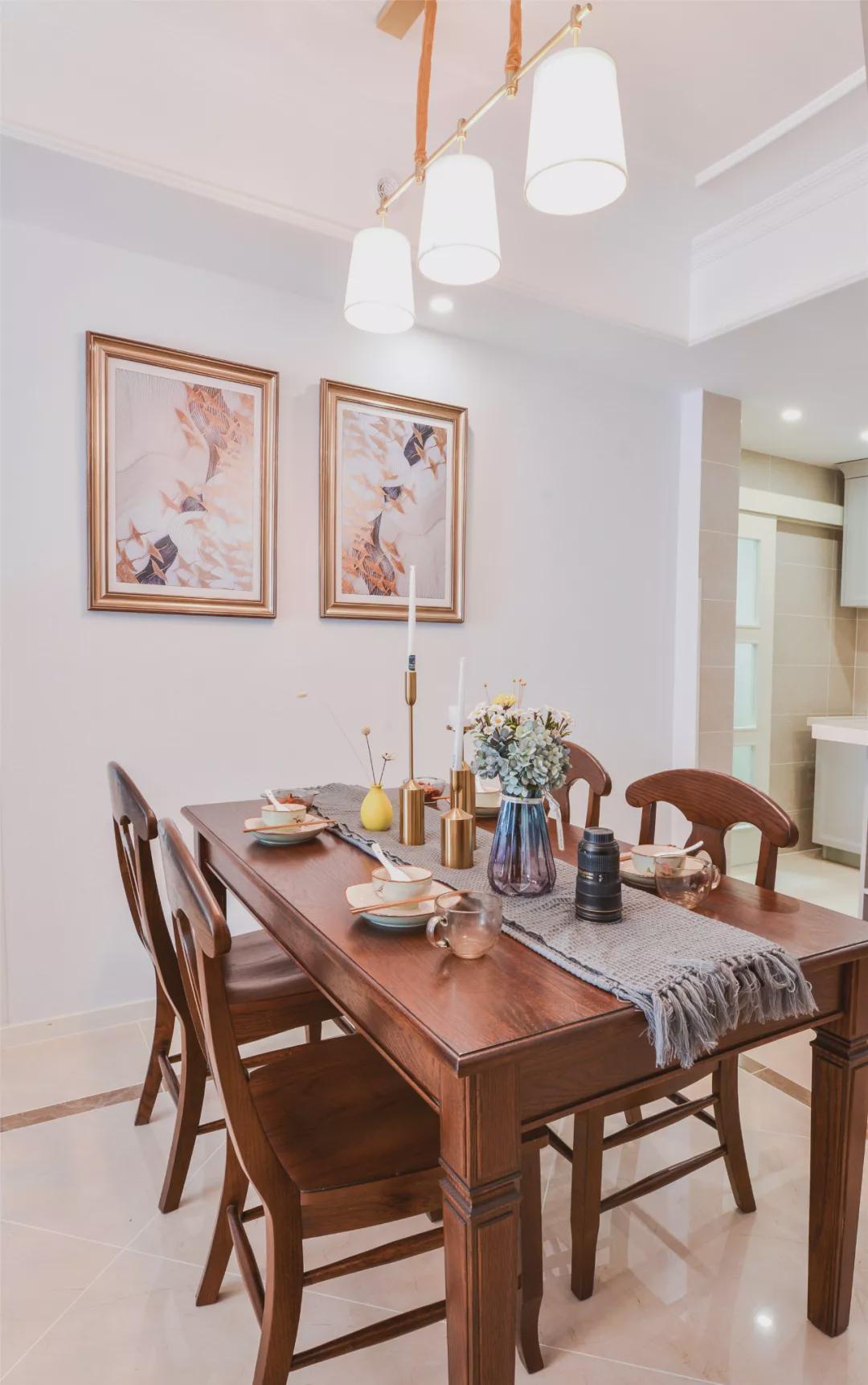 齐家云云|142平美式四居室,户型方正,色调浪漫又温馨,以后有房也这样装