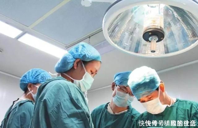 宝妈|宝妈生二胎离世,5岁女儿握紧小手不肯离去,她的话让护士泪目!