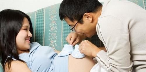 身体机|“月亮姐姐”39岁怀孕,为保胎前3月都不下床,娃的名字很有含义