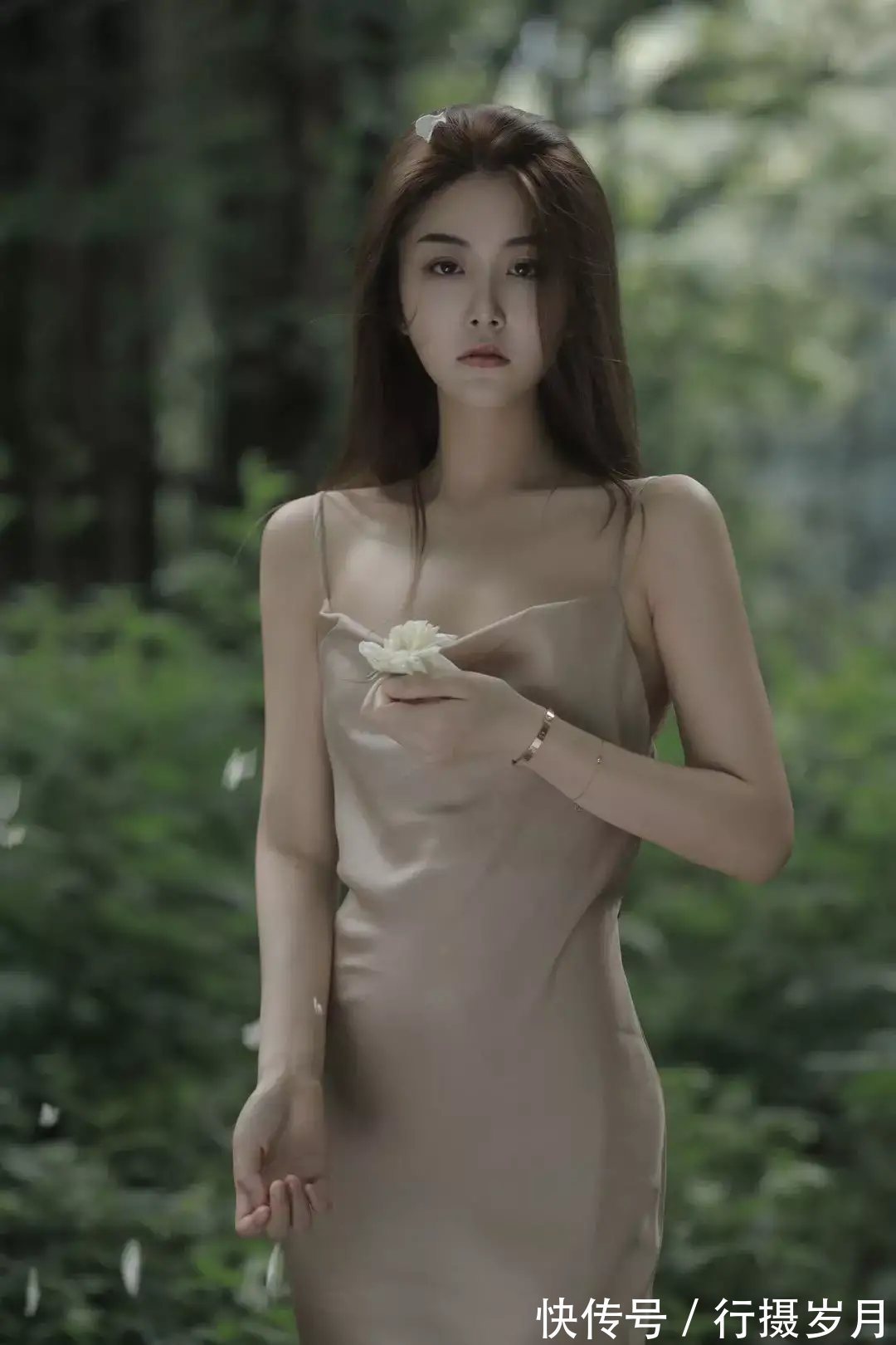 山之巅#相思一度,浓愁几赋