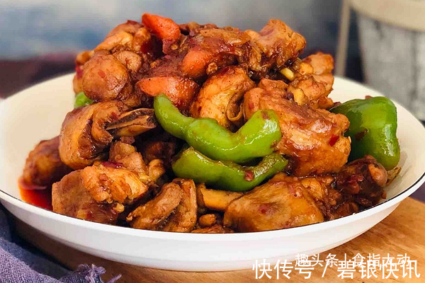 翻炒均匀|家常菜如此做，春节餐桌让你倍有面儿，营养好吃又好看！