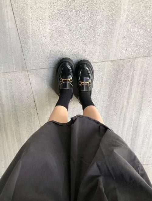 今年最想要的一双鞋，看着“丑”，但穿起来又显高又时髦