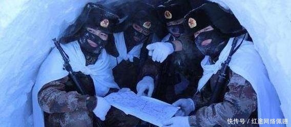 倒插|这具冻僵的德军士兵遗体,被苏军倒插在雪中当路标!