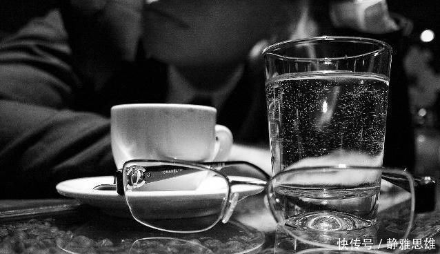 黄金期|养胃“黄金期”,常喝1水,多吃3果,胃或许会慢慢变好