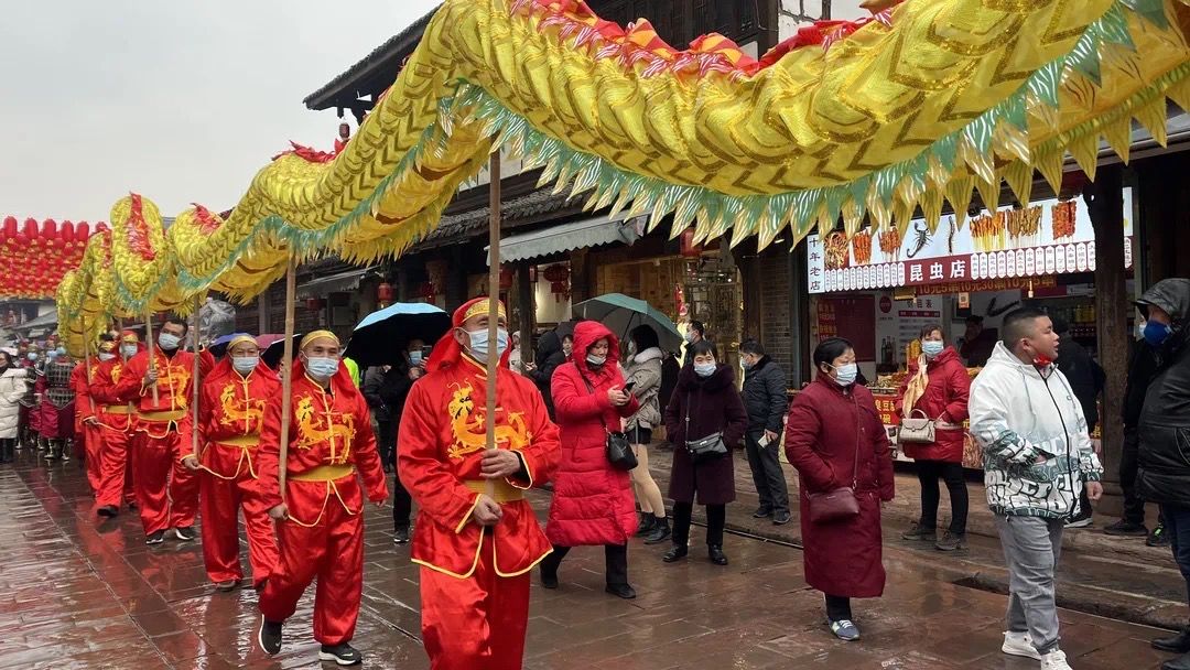 西岭雪山景区|人气旺、消费火！大假前三天，成都A级景区共接待游客163.4万人次