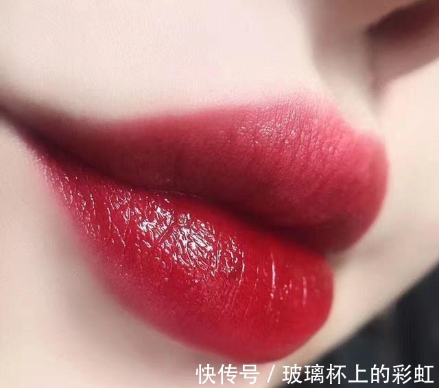 耐看|脸部有这四种特征的女人,属于耐看型,不化妆也很好看!