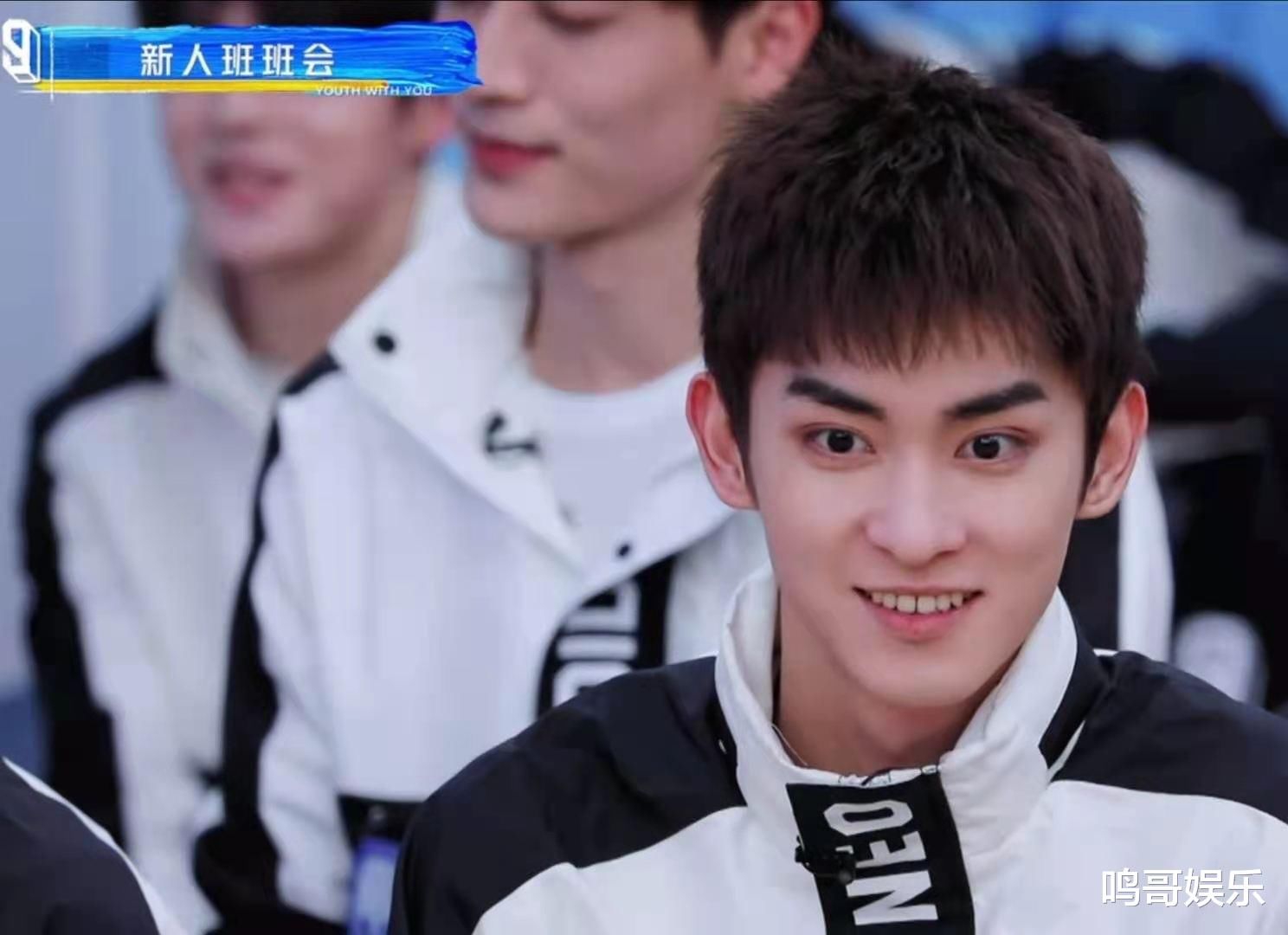 《青你3》幕后有料：选手各种问题，虞书欣应对自如显现导师实力