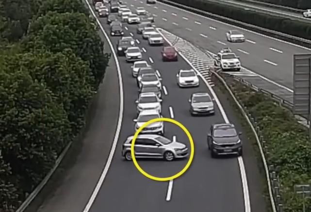 新车司机注意 这三个地方禁止掉头 最后一个地方直接扣12分 乐惠车