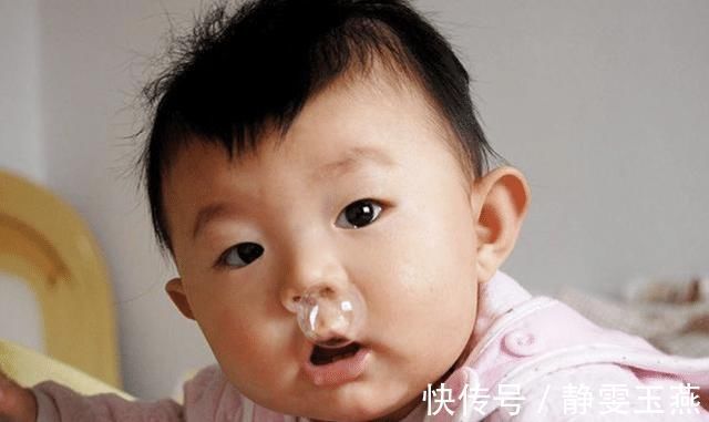 父母|宝宝一直“打嗝”怎么办?可能是这3个原因引起的,宝妈要知道