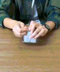 |搞笑GIF趣图:妹子天生力气大,一出场就把小伙子的活都抢了