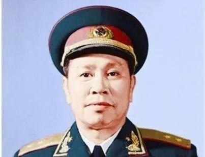 魂归|邱会作墓,魂归故里,89级石阶寓意特殊,墓前16个字概括一生