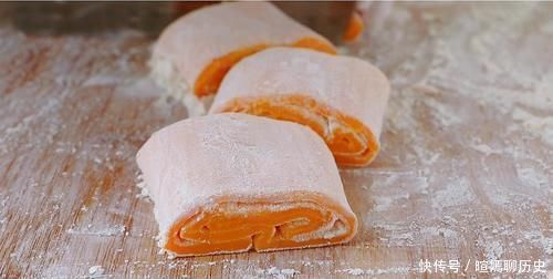 红薯别煮着吃了，教你红薯糕做法，香甜软糯又多层，咬一口特好吃