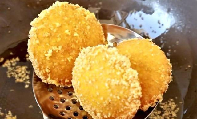  香甜|做南瓜饼时，牢记4大步骤，外酥里糯，香甜又好吃，家人的最爱