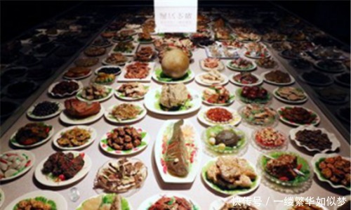 康熙帝为开源节流,连吃一个礼拜窝头,看到账单后,康熙沉默了