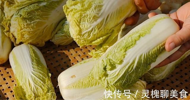 酸菜|腌酸菜,别只会加盐了,牢记这3招,酸菜又酸又脆,放一年也不坏