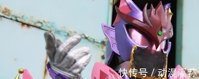 假面骑士铠武|假面骑士铠武外传:造型和武器透露着贫穷的气息,省省一个亿系列