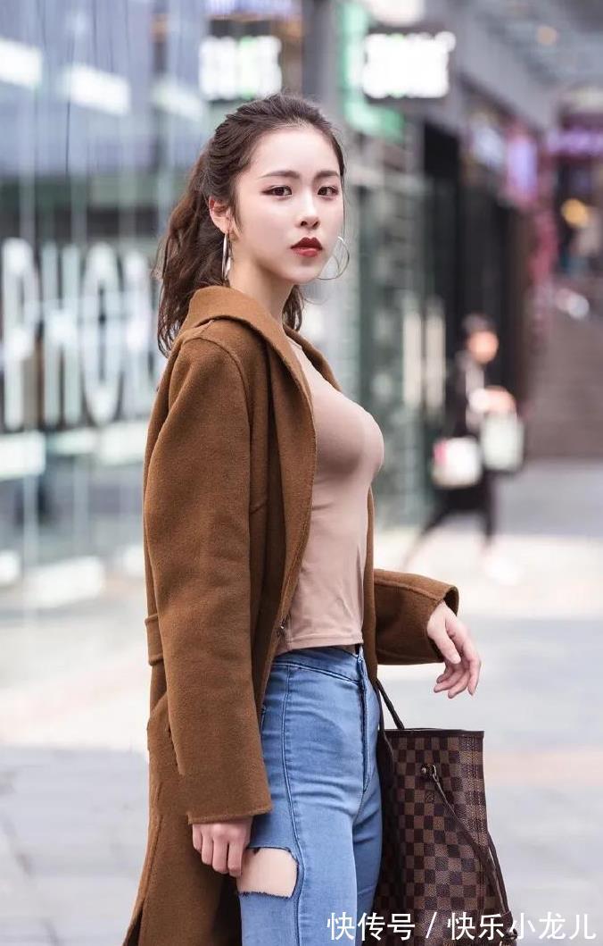 大衣|优雅既无法学习也无法隐藏,非常有朝气的90后美女,非常的清爽